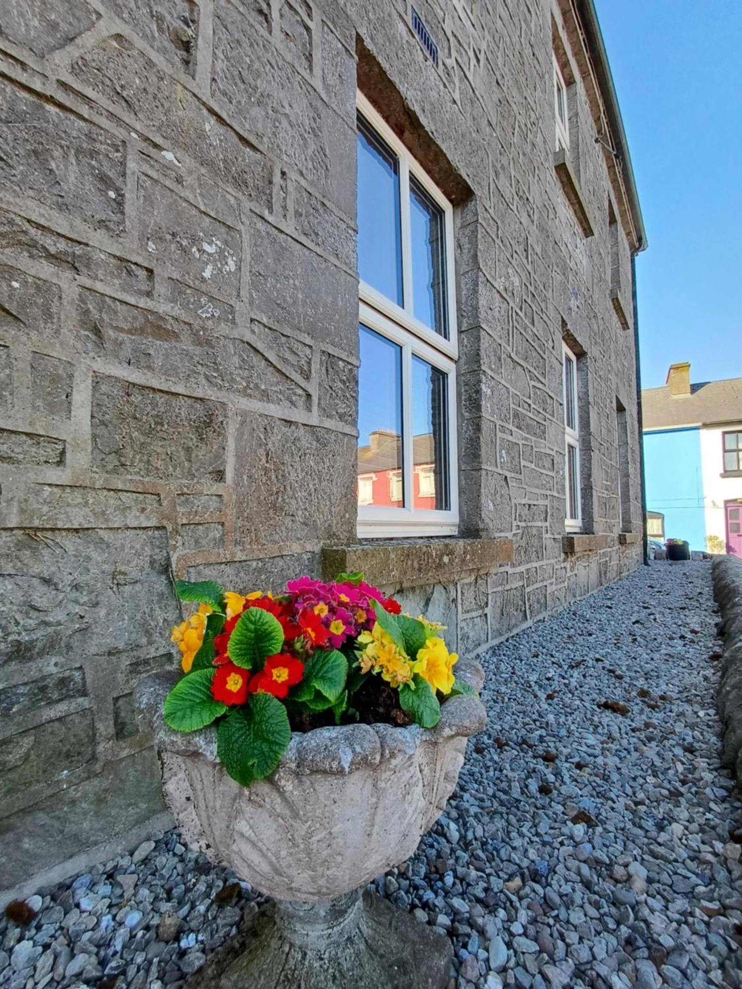 Clonbur House - One Bedroom Apartment Galway Exterior foto